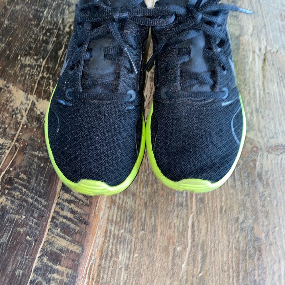 Boys Nike size 1